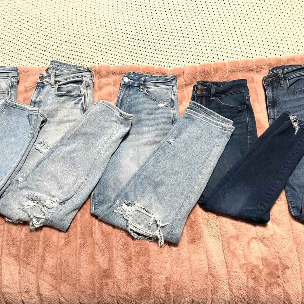 American eagle jeans size 4 LOT (five pairs)